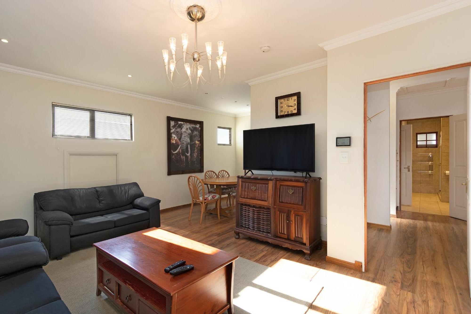The Bohemian Guesthouse เคปทาวน์ ภายนอก รูปภาพ